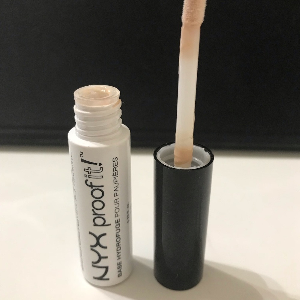 NYX proof it! Waterproof eyeshadow primer